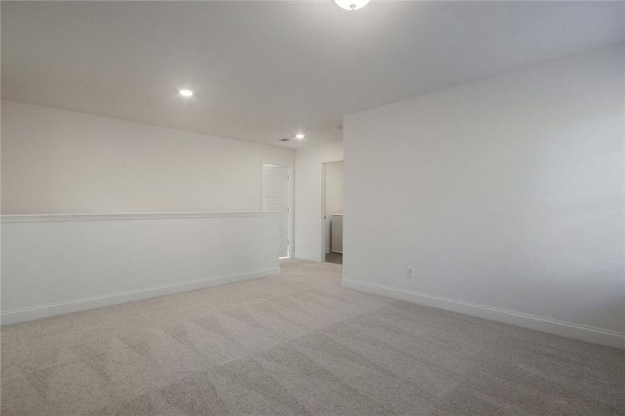 Spacious, unfurnished interior of a new home in Paces Estates, Lithia Springs (Image 18).