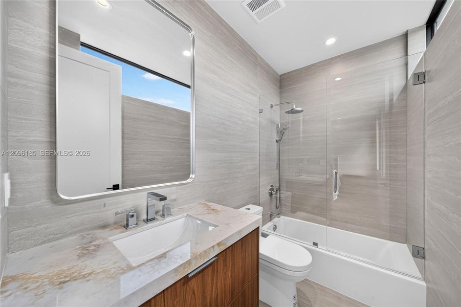 BATH #3 BATH #3