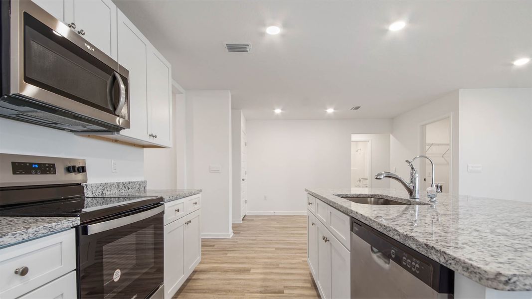 Furnished interior view inside a new home in Sunny Hills, Chipley (Image 6).