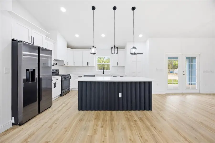 Furnished interior view inside a new home in , Ocala (Image 8).