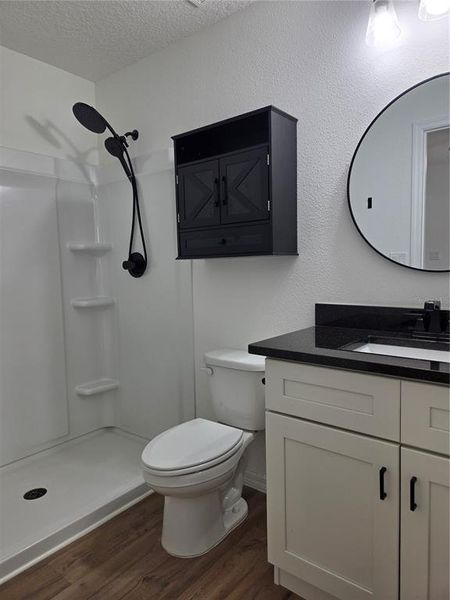 Furnished interior view inside a new home in , Ocklawaha (Image 4).