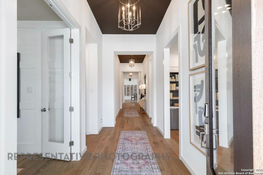 Image 11 of a home in The Crossvine. Image 11 of a home in The Crossvine.