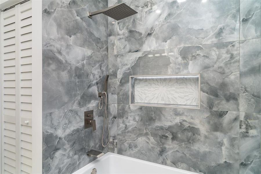 Image 27 of a home in .