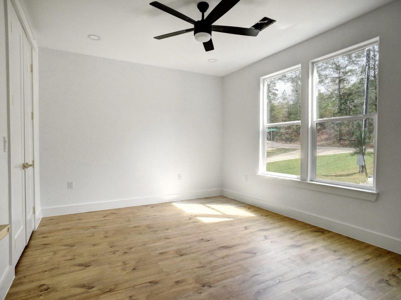 Spacious, unfurnished interior of a new home in , Bastrop (Image 18).