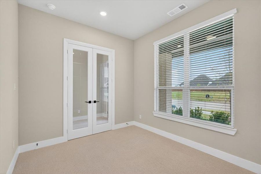 Spacious, unfurnished interior of a new home in Cambridge Crossing, Celina (Image 15).