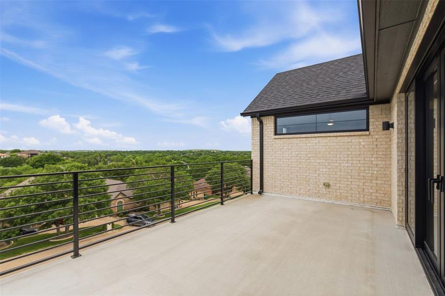 Exterior details and patio area of a home in , Fort Worth (Image 31).