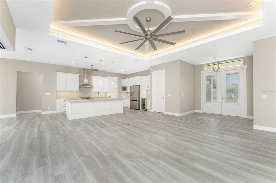 Spacious, unfurnished interior of a new home in , Rotonda West (Image 13).