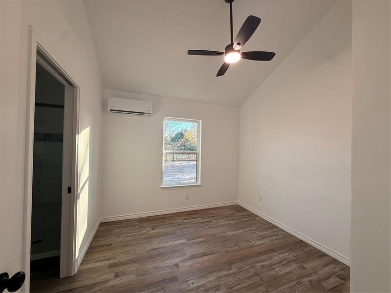 Spacious, unfurnished interior of a new home in , Mineola (Image 16). Spacious, unfurnished interior of a new home in , Mineola (Image 16).