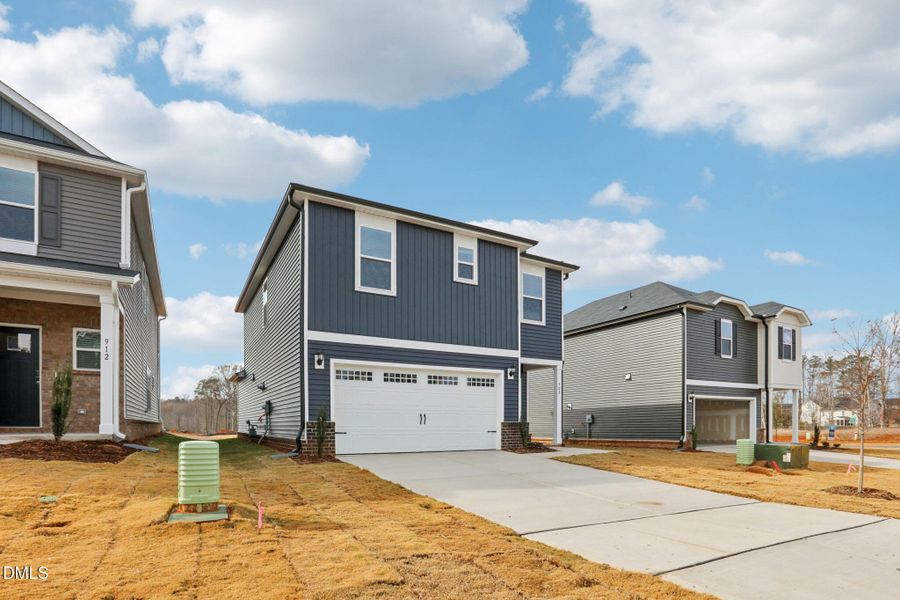 3-web-or-mls-Raleigh - Oak Manor - 908 G