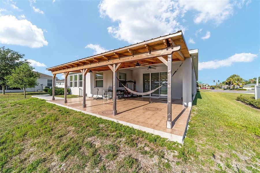 Exterior details and patio area of a home in Brookhaven, Ocala (Image 32).