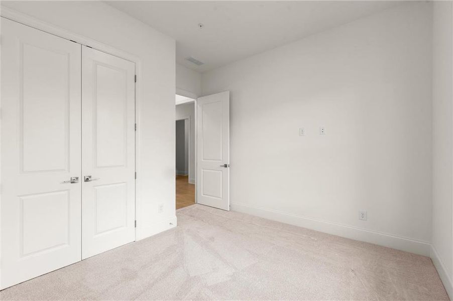 Spacious, unfurnished interior of a new home in , Kennesaw (Image 39).