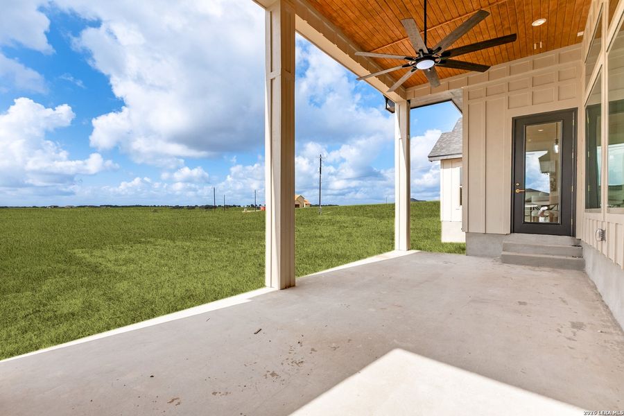 Exterior details and patio area of a home in , La Vernia (Image 25).
