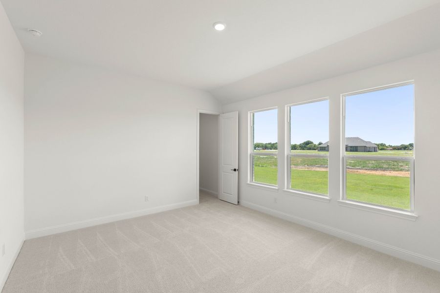 Spacious, unfurnished interior of a new home in Pecan Acres, Red Oak (Image 26). Spacious, unfurnished interior of a new home in Pecan Acres, Red Oak (Image 26).
