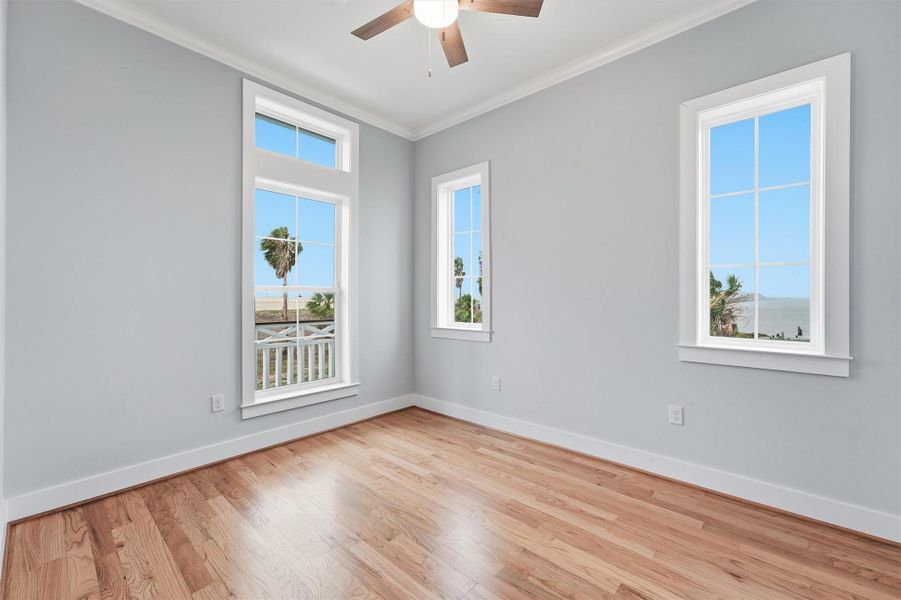 Spacious, unfurnished interior of a new home in , Tiki Island (Image 43).