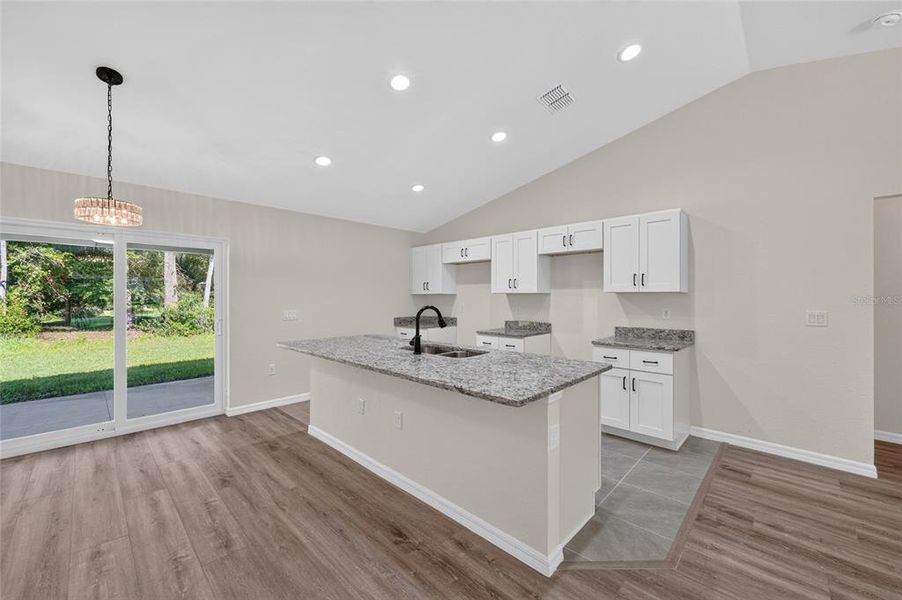 Furnished interior view inside a new home in , Ocklawaha (Image 11).