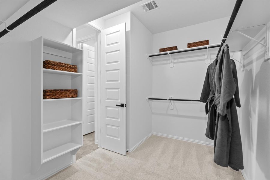 Furnished interior view inside a new home in River Ranch, Dayton (Image 32).