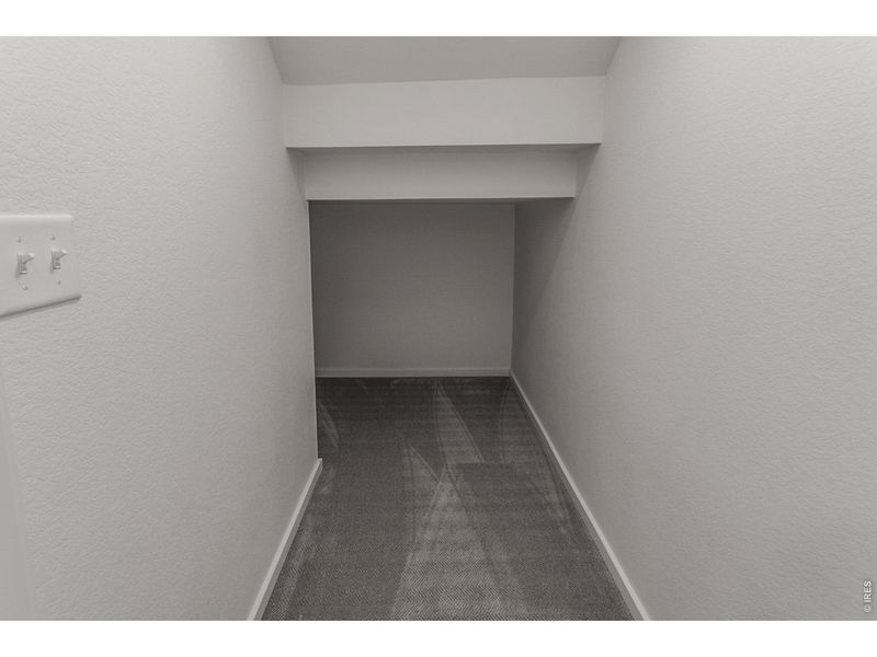 Spacious, unfurnished interior of a new home in , Johnstown (Image 36).