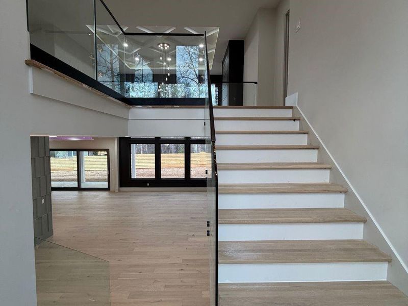 Spacious, unfurnished interior of a new home in , Lawrenceville (Image 30).