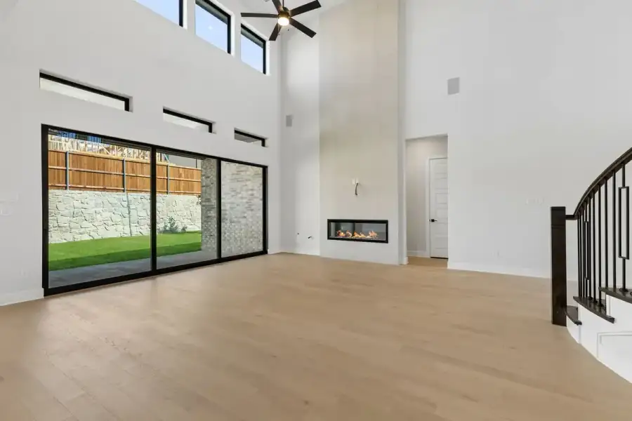 Representative unfurnished interior of a home built from the Lakewood by Chesmar Homes in Rio Vista at Kelly Ranch, Aledo (Image 19). Representative unfurnished interior of a home built from the Lakewood by Chesmar Homes in Rio Vista at Kelly Ranch, Aledo (Image 19).