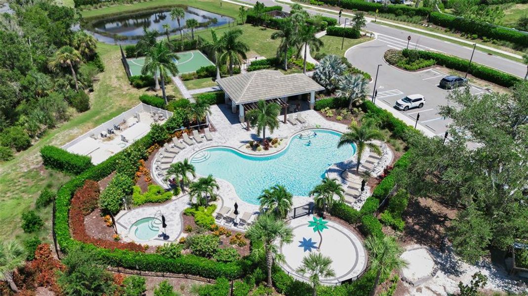 Community amenities in , Nokomis (Image 53).