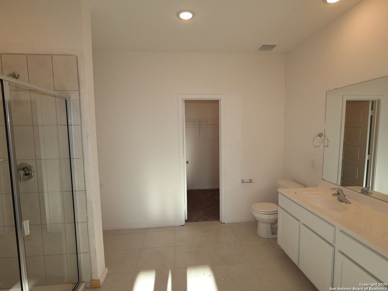 Furnished interior view inside a new home in Agave, San Antonio (Image 13). Furnished interior view inside a new home in Agave, San Antonio (Image 13).