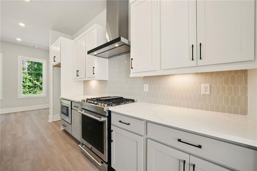 Furnished interior view inside a new home in , Atlanta (Image 5).