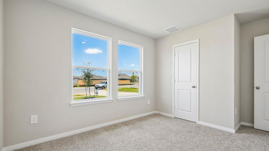 Spacious, unfurnished interior of a new home in Carillon, Manor (Image 17).