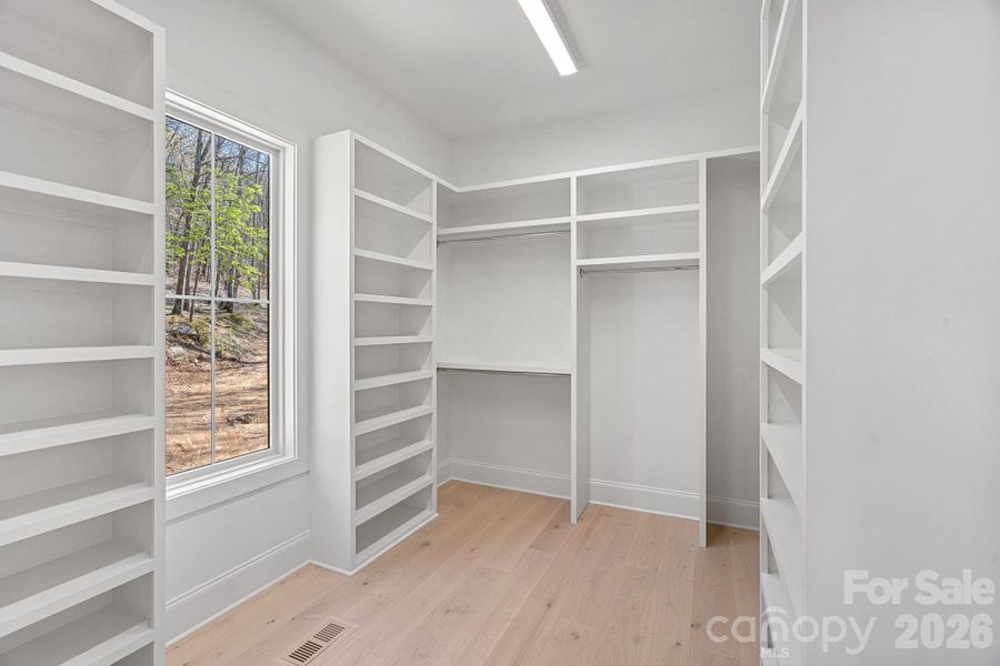 Spacious, unfurnished interior of a new home in , Mooresville (Image 37).