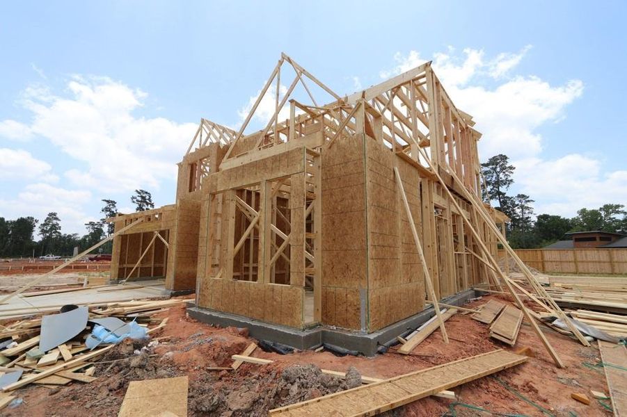 Let us show you how our advanced framing techniques have stood the test of time and allow more insulation for a quieter and more energy efficient home. Let us show you how our advanced framing techniques have stood the test of time and allow more insulation for a quieter and more energy efficient home.