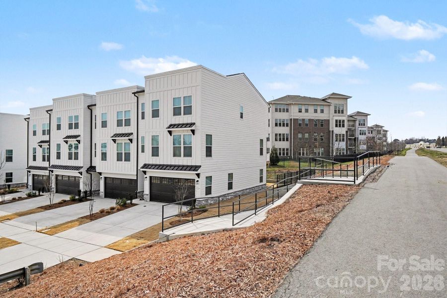 Condo located in Concord, NC showcasing its design and architecture (Image 6).