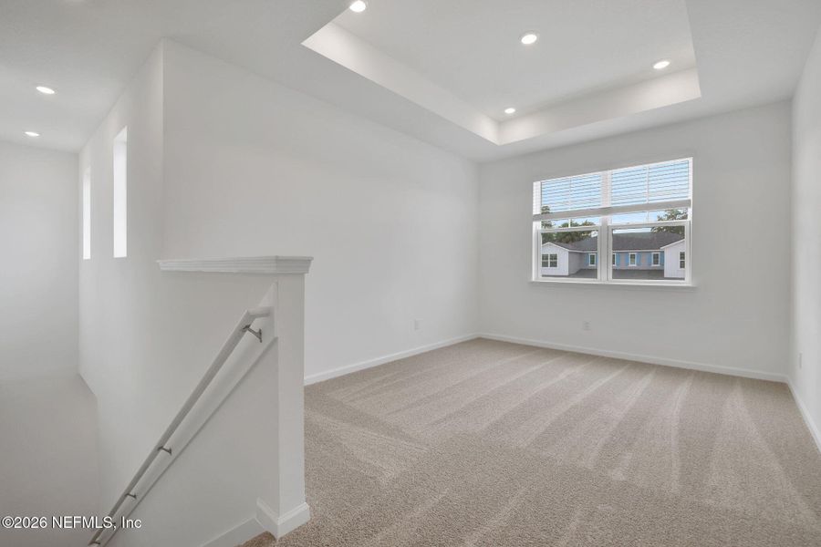 Spacious, unfurnished interior of a new home in The Hammock at Palm Harbor, Palm Coast (Image 32).