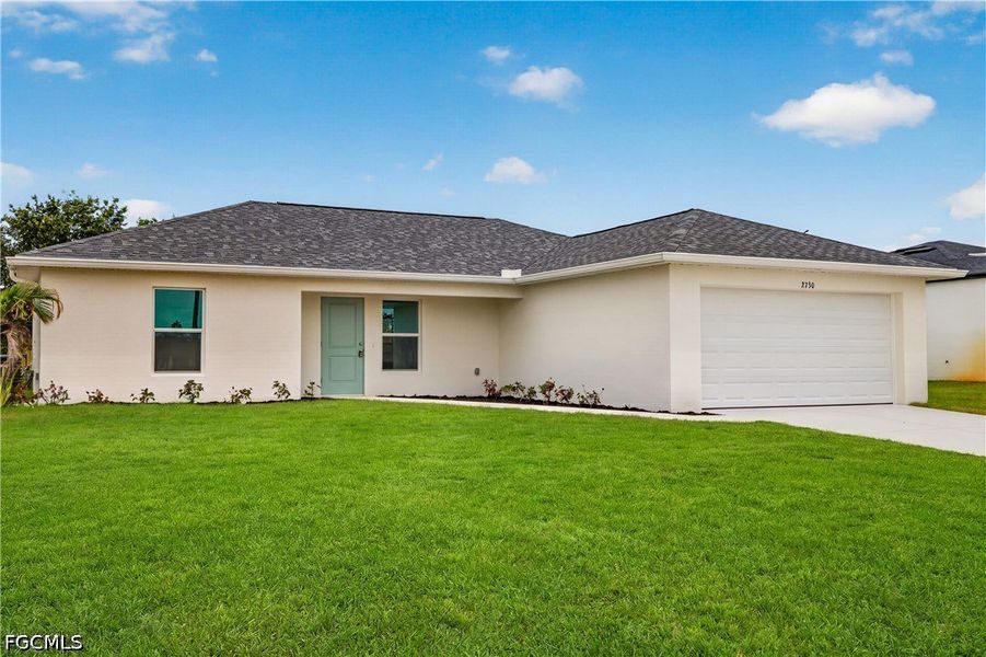 Image 24 of a home in Cape Coral.
