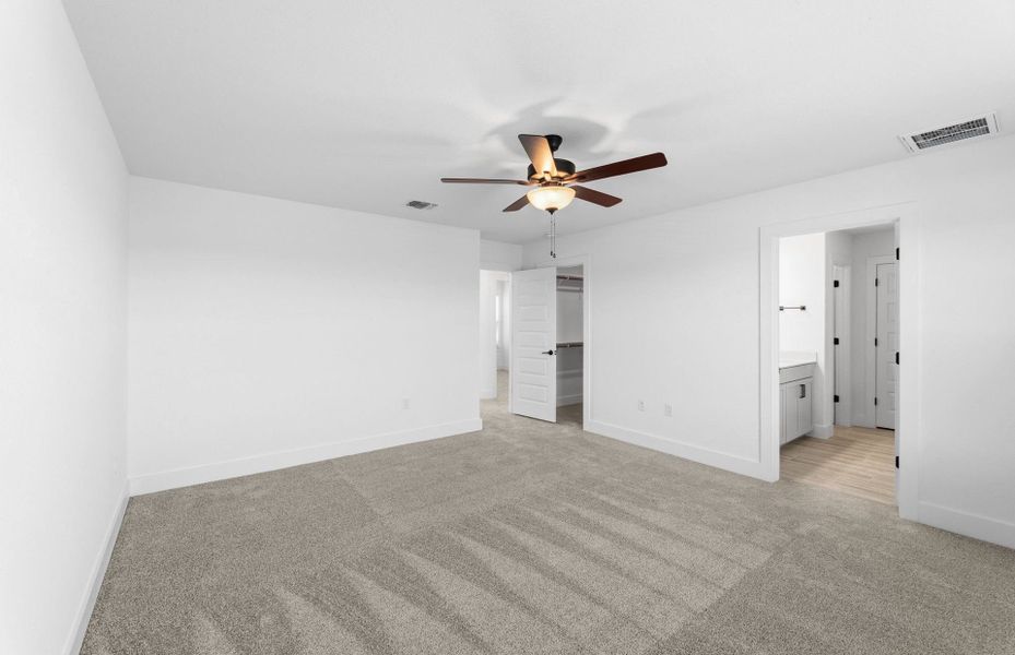 Spacious, unfurnished interior of a new home in Lagos, Manor (Image 37). Spacious, unfurnished interior of a new home in Lagos, Manor (Image 37).