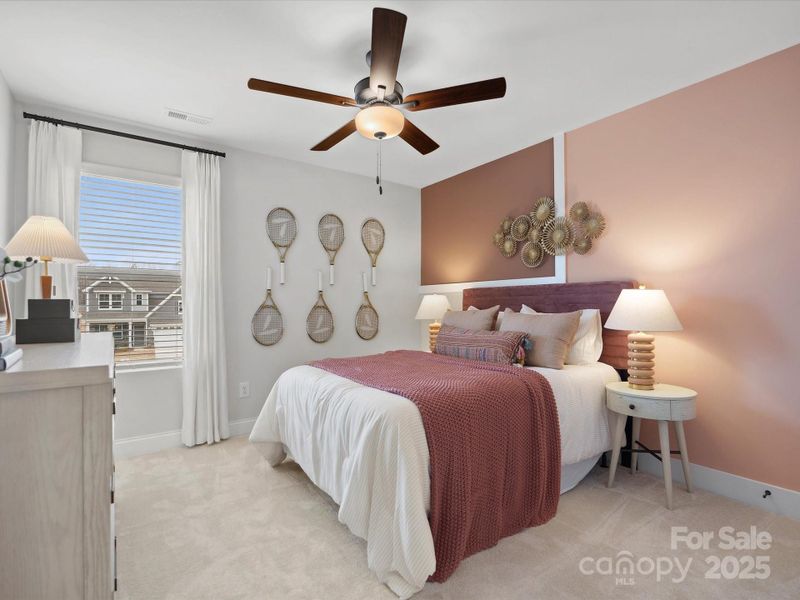 Photo is of Model and for representational purposes only