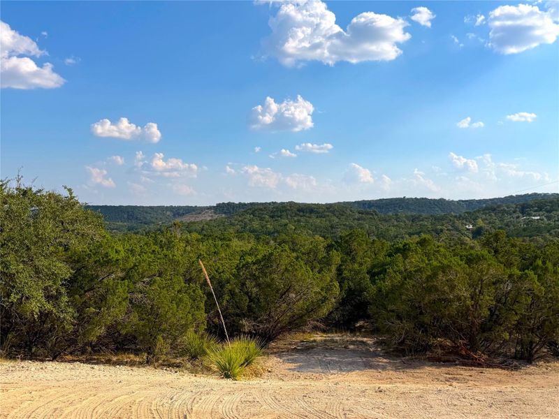 Natural landscape and outdoor views near in Canyon Lake (Image 18). Natural landscape and outdoor views near in Canyon Lake (Image 18).