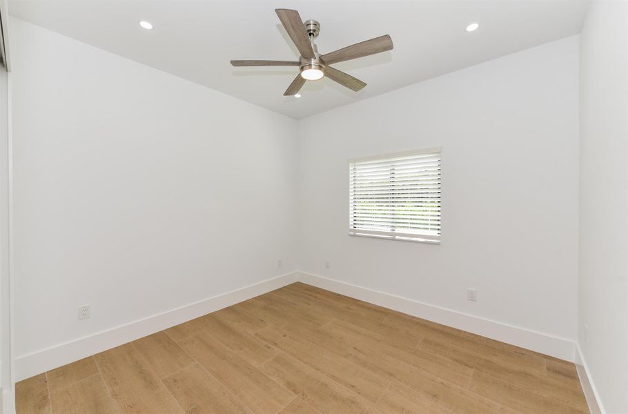 Spacious, unfurnished interior of a new home in , West Palm Beach (Image 17).
