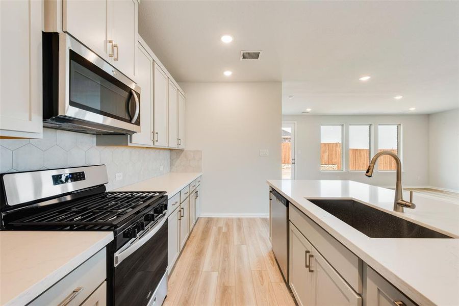Furnished interior view inside a new home in Walden Pond, Forney (Image 9). Furnished interior view inside a new home in Walden Pond, Forney (Image 9).