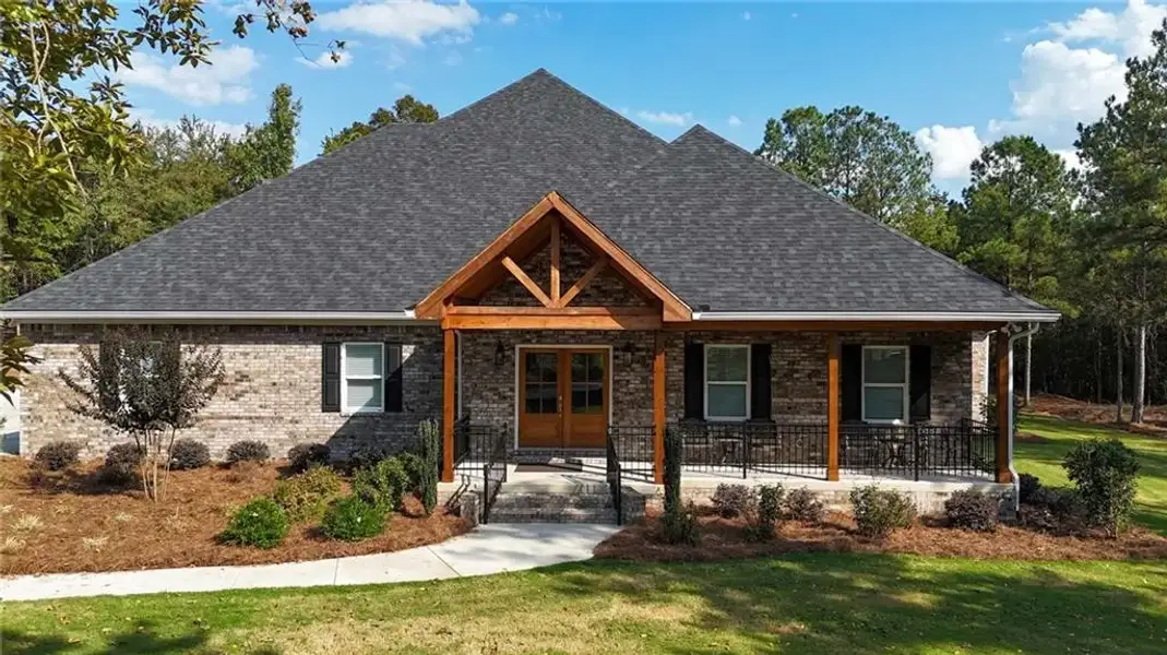 Image 69 of a home in .