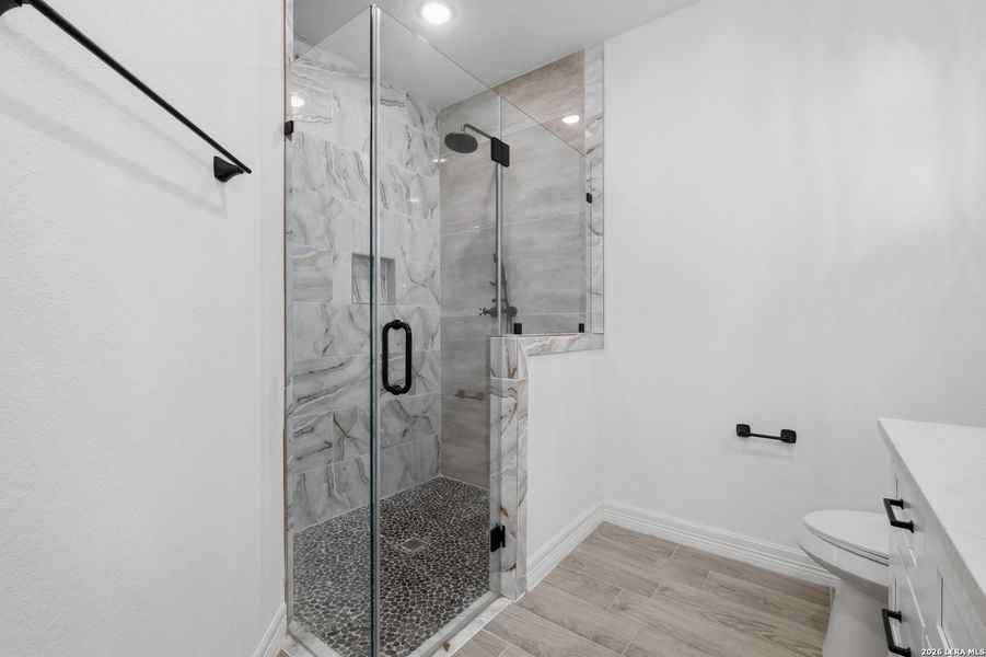 Furnished interior view inside a new home in , Floresville (Image 14).