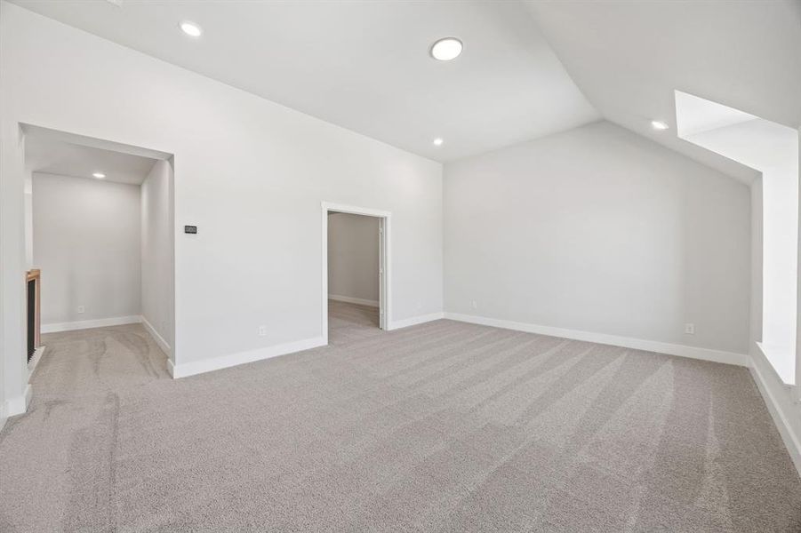Spacious, unfurnished interior of a new home in Chatham Reserve, Providence Village (Image 23).
