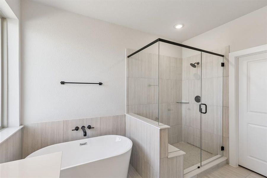 Furnished interior view inside a new home in Ellis Ranch Estates, Waxahachie (Image 12). Furnished interior view inside a new home in Ellis Ranch Estates, Waxahachie (Image 12).