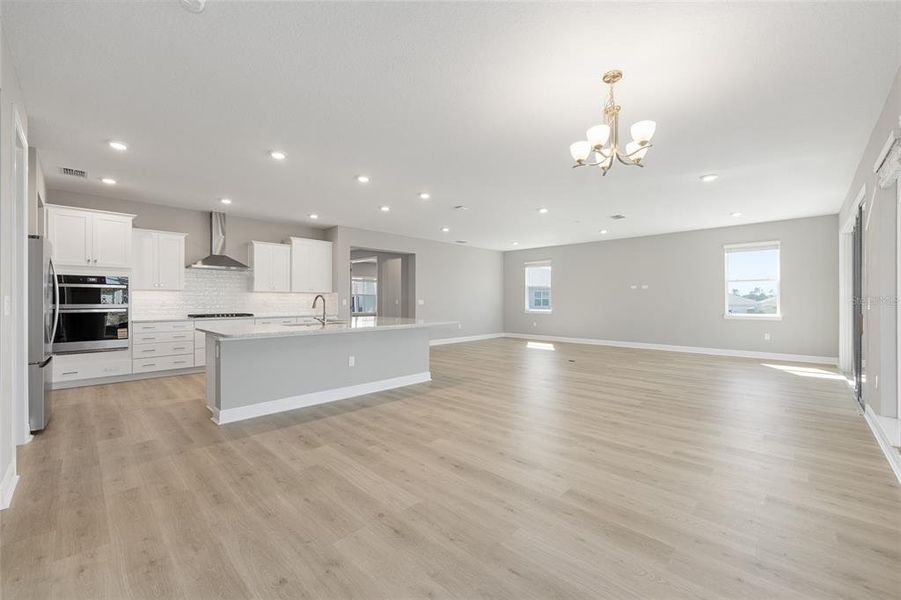 Spacious, unfurnished interior of a new home in , Ocala (Image 28).