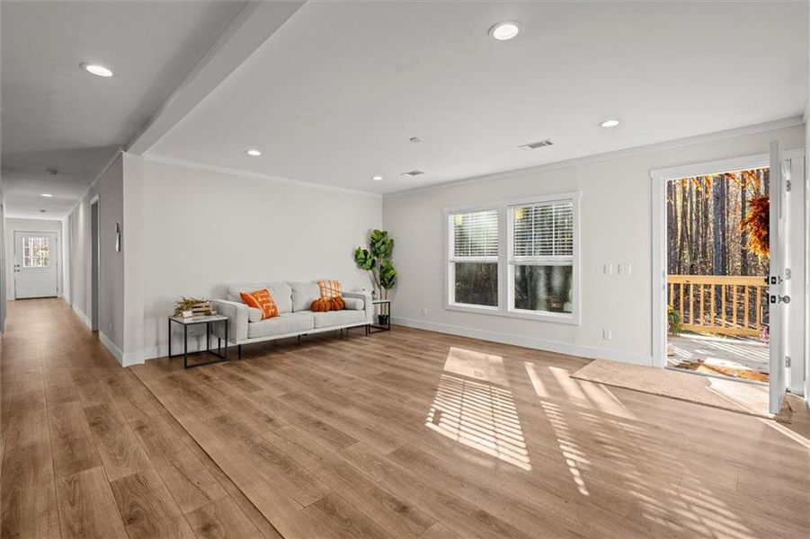 Spacious, unfurnished interior of a new home in , Bremen (Image 17). Spacious, unfurnished interior of a new home in , Bremen (Image 17).