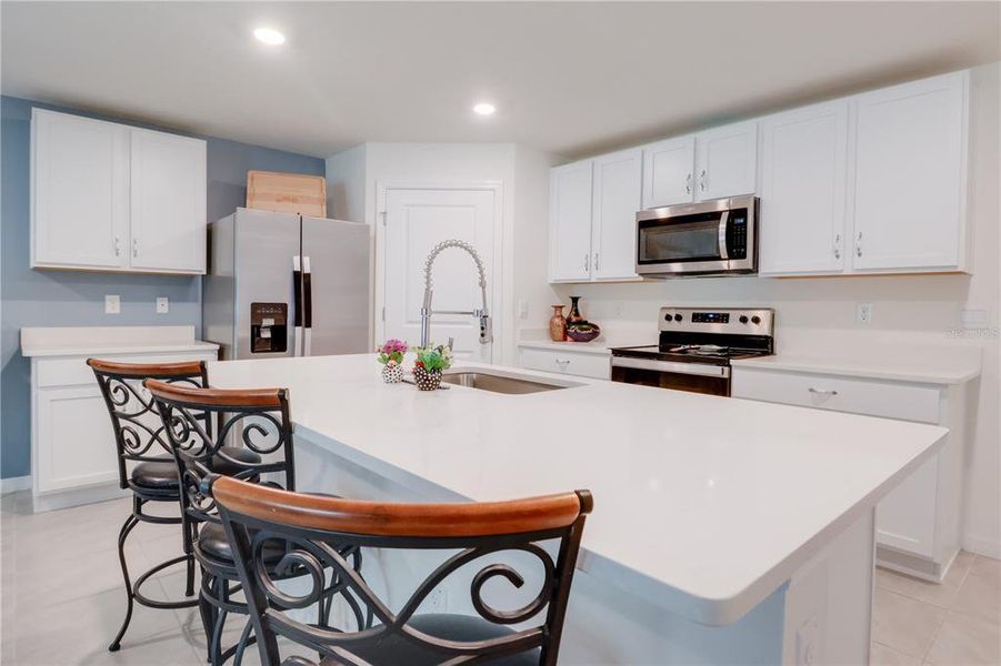 Furnished interior view inside a new home in Huntington Ridge, Ocala (Image 3). Furnished interior view inside a new home in Huntington Ridge, Ocala (Image 3).