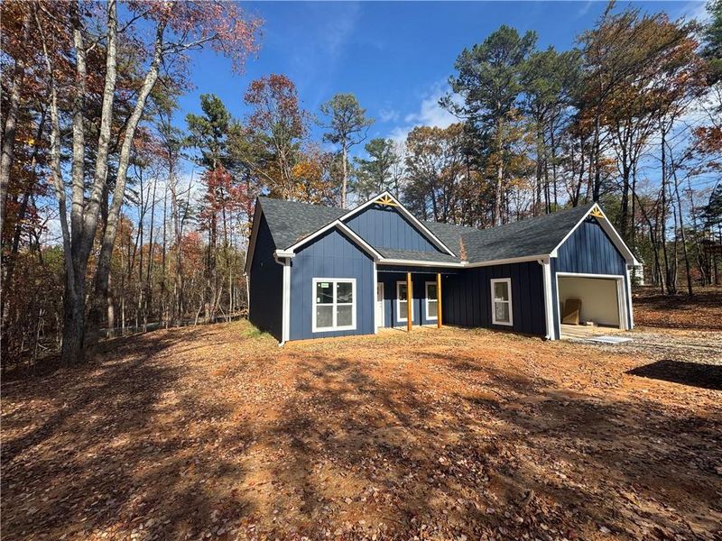 Image 7 of a home in . Image 7 of a home in .