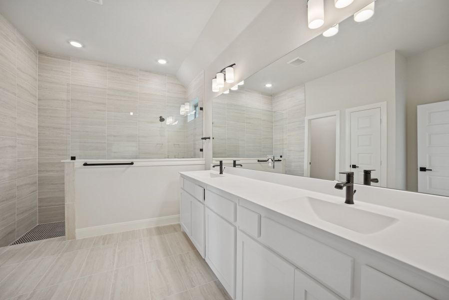 Owner's Bath Owner's Bath