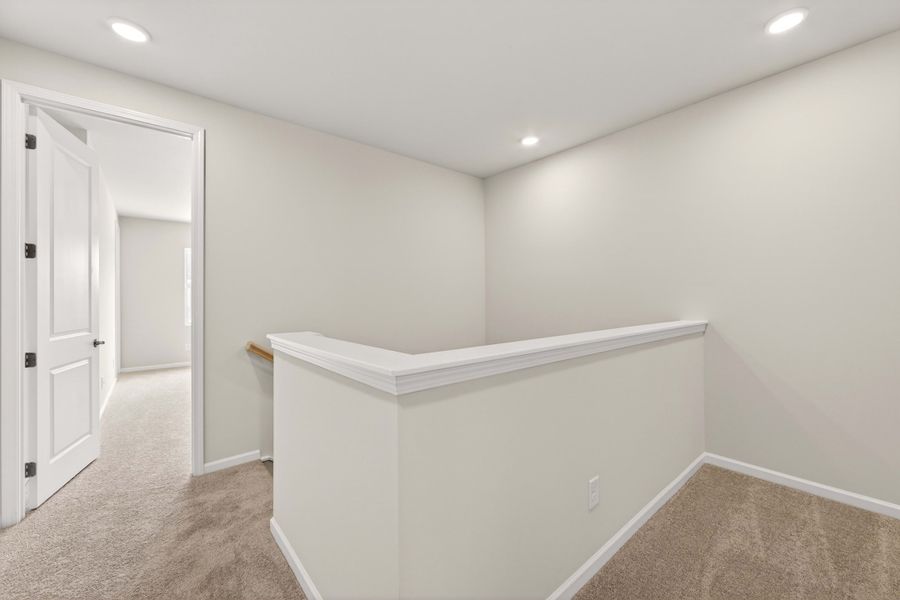 Spacious, unfurnished interior of a new home in Amplitude, Charlotte (Image 24).