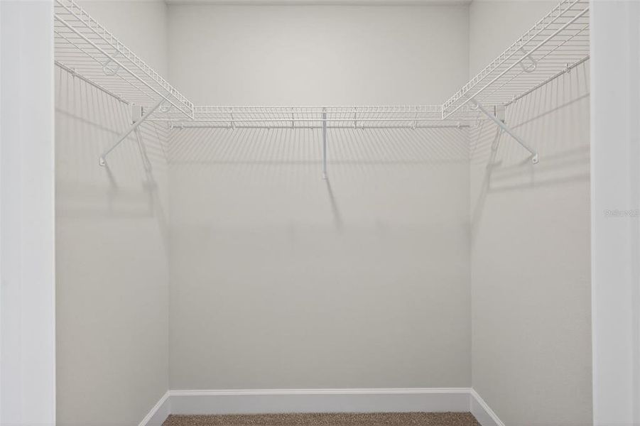 Spacious, unfurnished interior of a new home in Hill Country Estates, Dade City (Image 50).