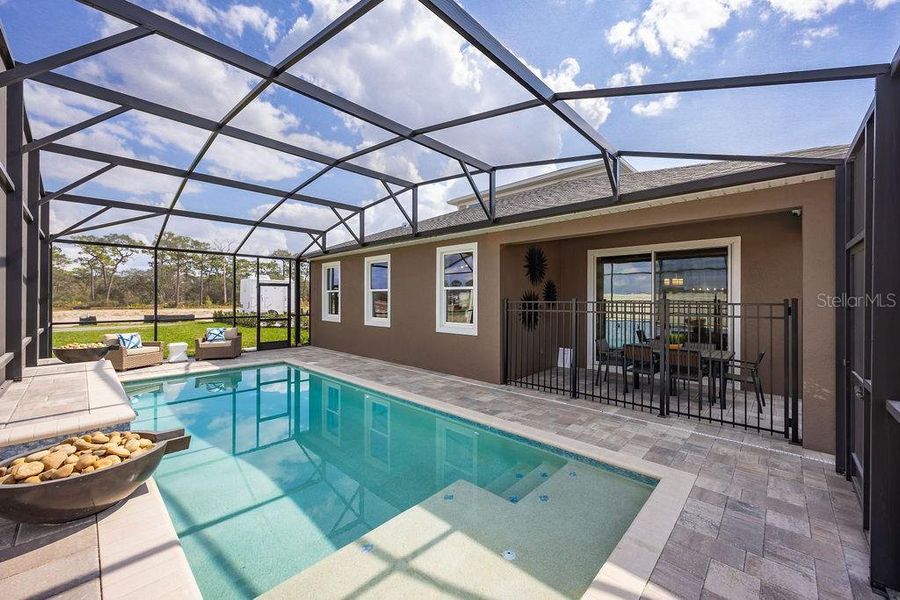 Image 29 of a home in Center Lake on the Park. Image 29 of a home in Center Lake on the Park.