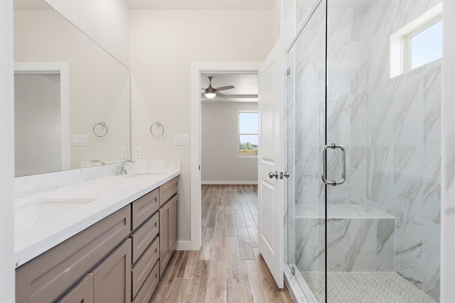 Furnished interior view inside a new home in Paloma Ranch, Harlingen (Image 6).